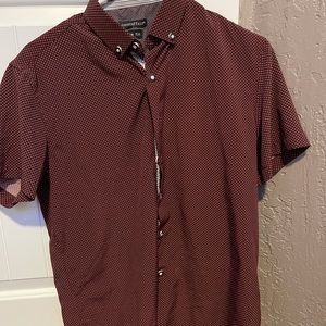 Short sleeve button up